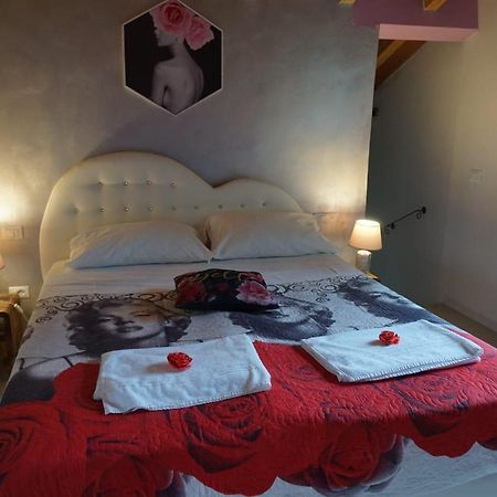Notte Rosa Suites & Relax Fornovo di Taro Kültér fotó